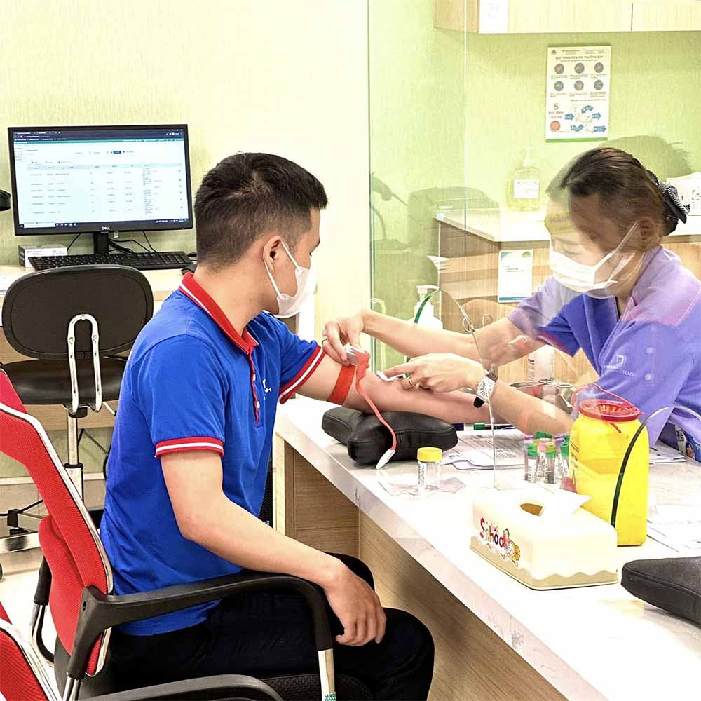 Thăm khám sức khỏe định kỳ ở Lê Gia